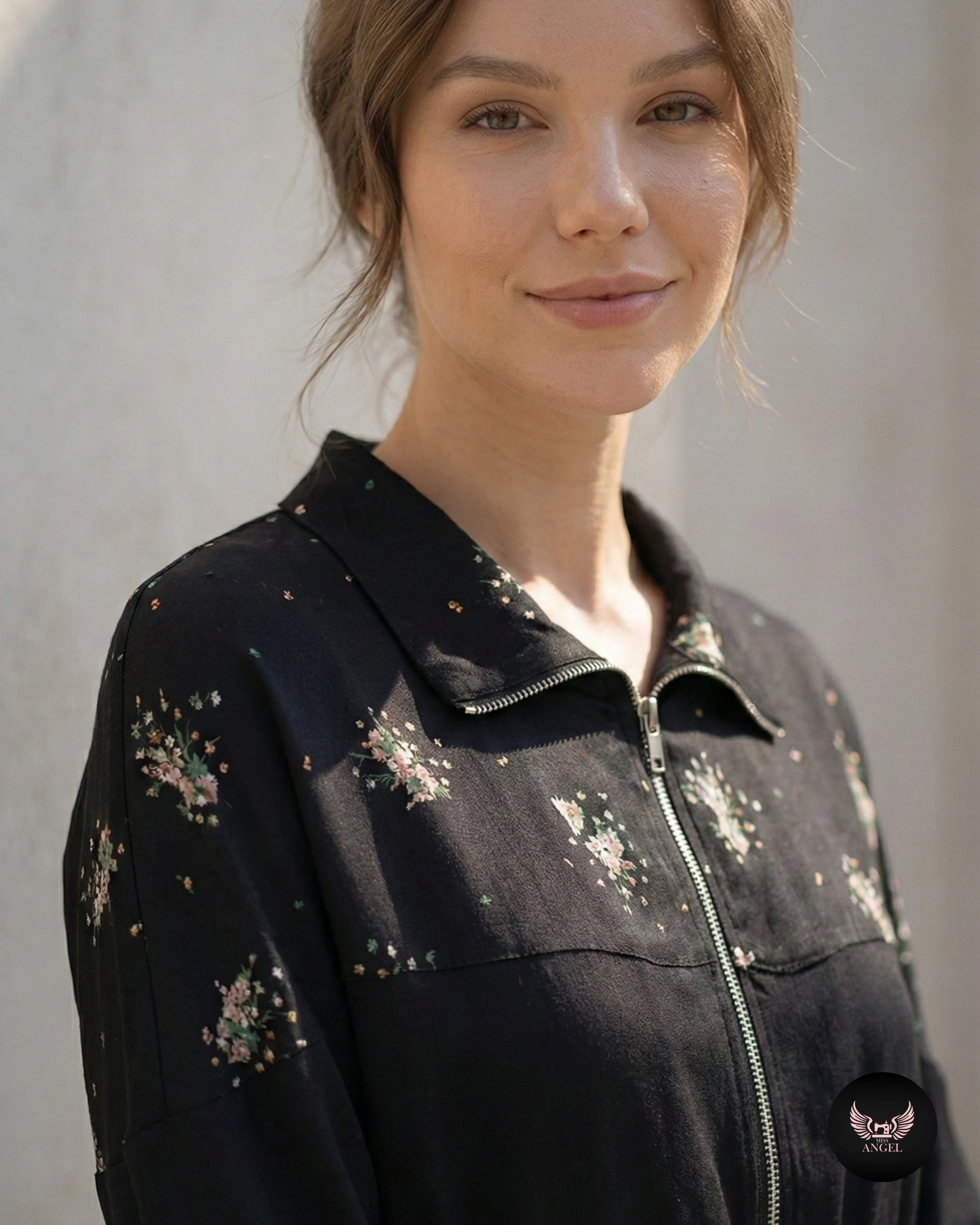 Çiçek Desenli İpek Cupro Siyah Ceket - Etek Takımı - Görsel 3