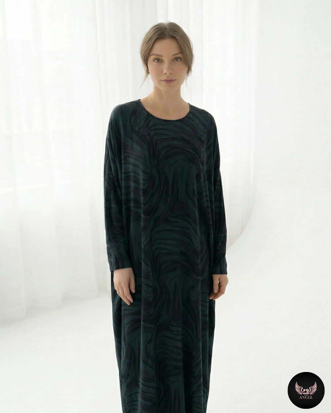 İpek Cupro Mavi Desenli Yarasa Kol Detaylı Elbise - Görsel 3