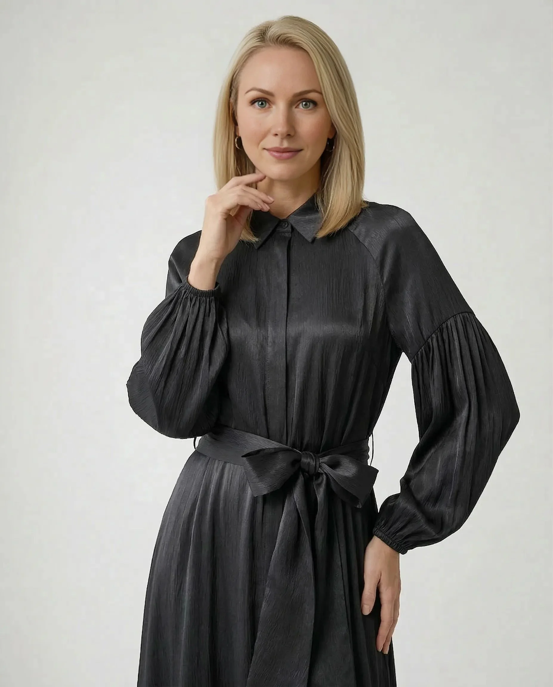 Siyah Gömlek Yakalı Kuşaklı İpek Cupro Elbise - Görsel 3