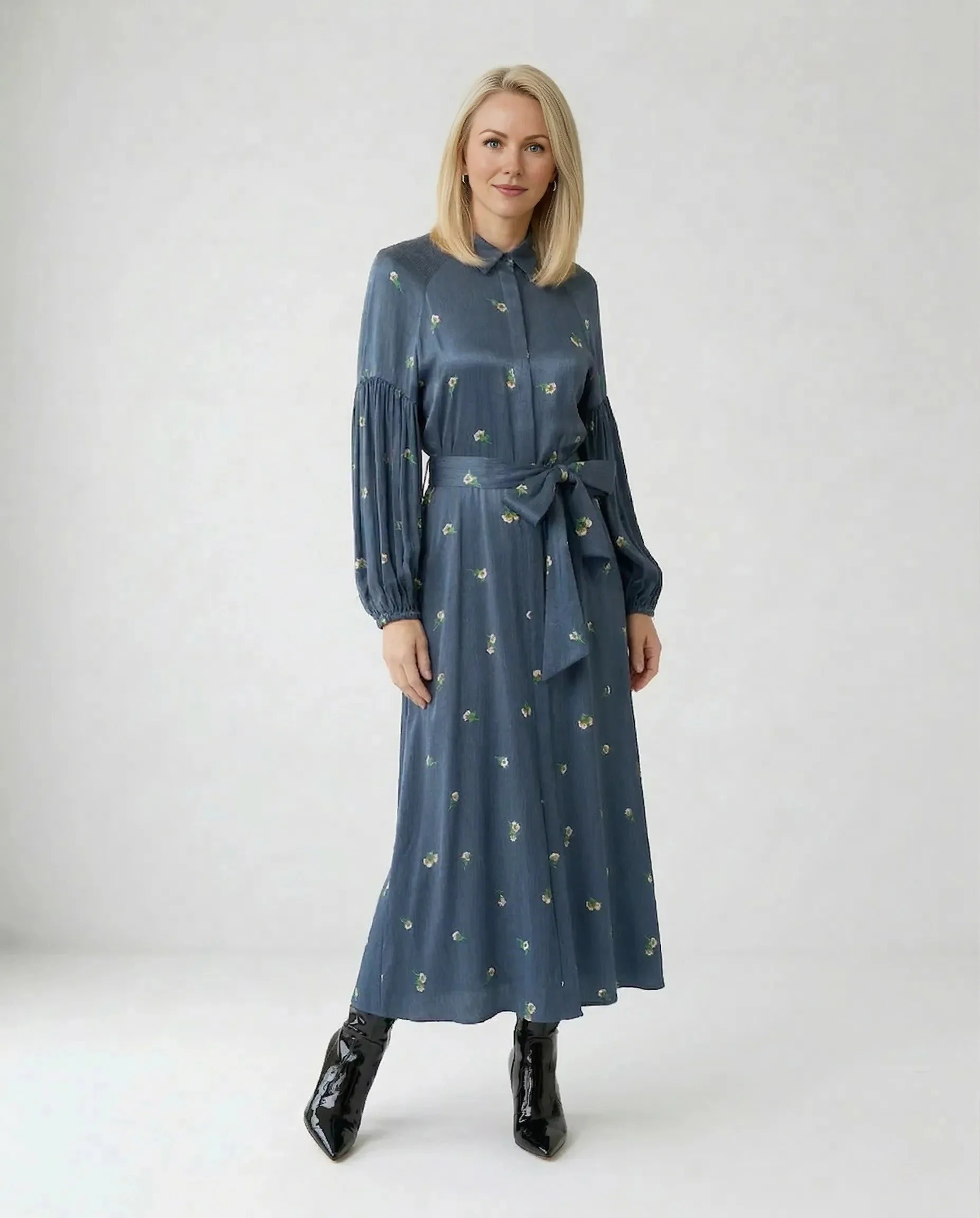 Mavi Çiçekli Desenli Gömlek Yakalı Kuşaklı İpek Cupro Elbise - Ana Görsel