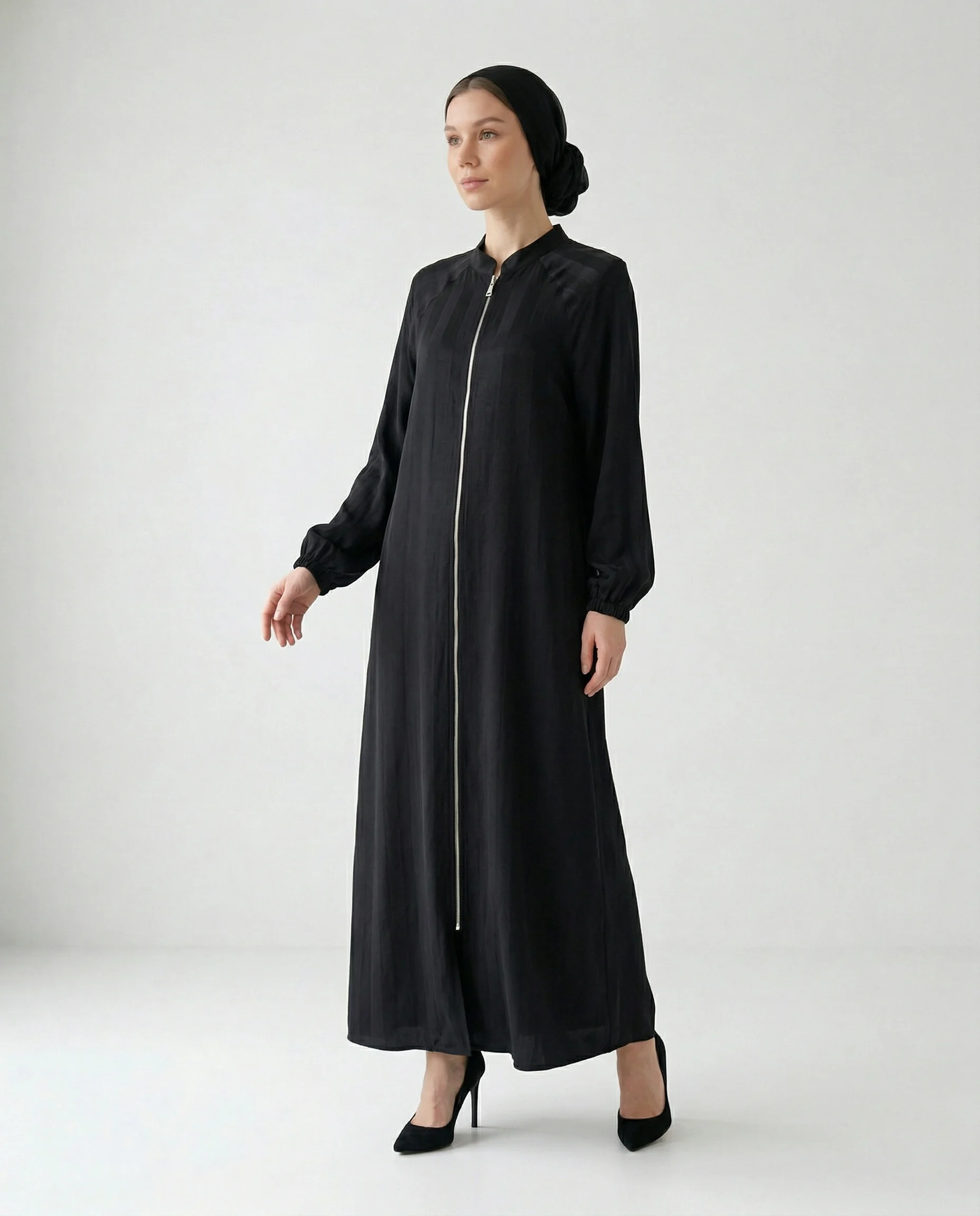 İpek Cupro Şerit Desenli Siyah Ferace - Görsel 3