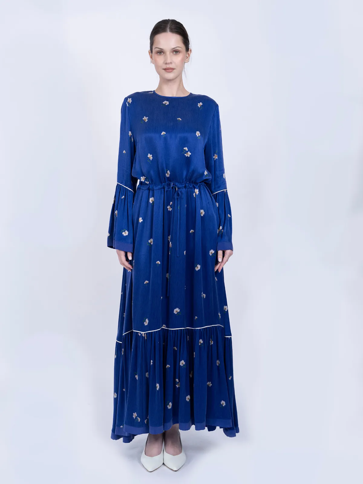 İpek Cupro Mavi Çiçekli Biyeli Elbise - Ana Görsel