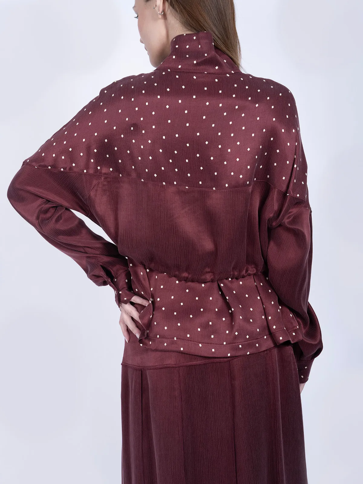 %100 İpek Cupro Puantiyeli Fermuarlı Ceket & Etek Takımı - Bordo - Görsel 4