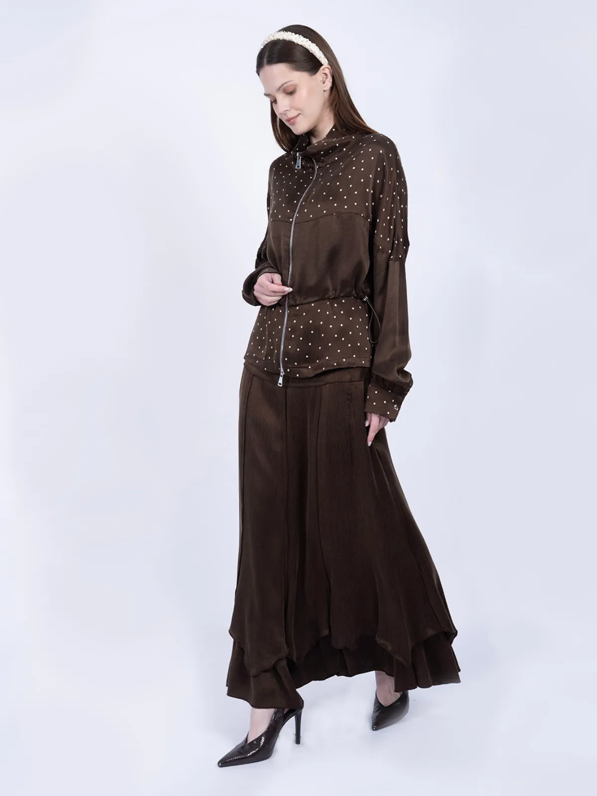 %100 İpek Cupro Puantiyeli Fermuarlı Ceket & Etek Takımı - Kahverengi - Görsel 3