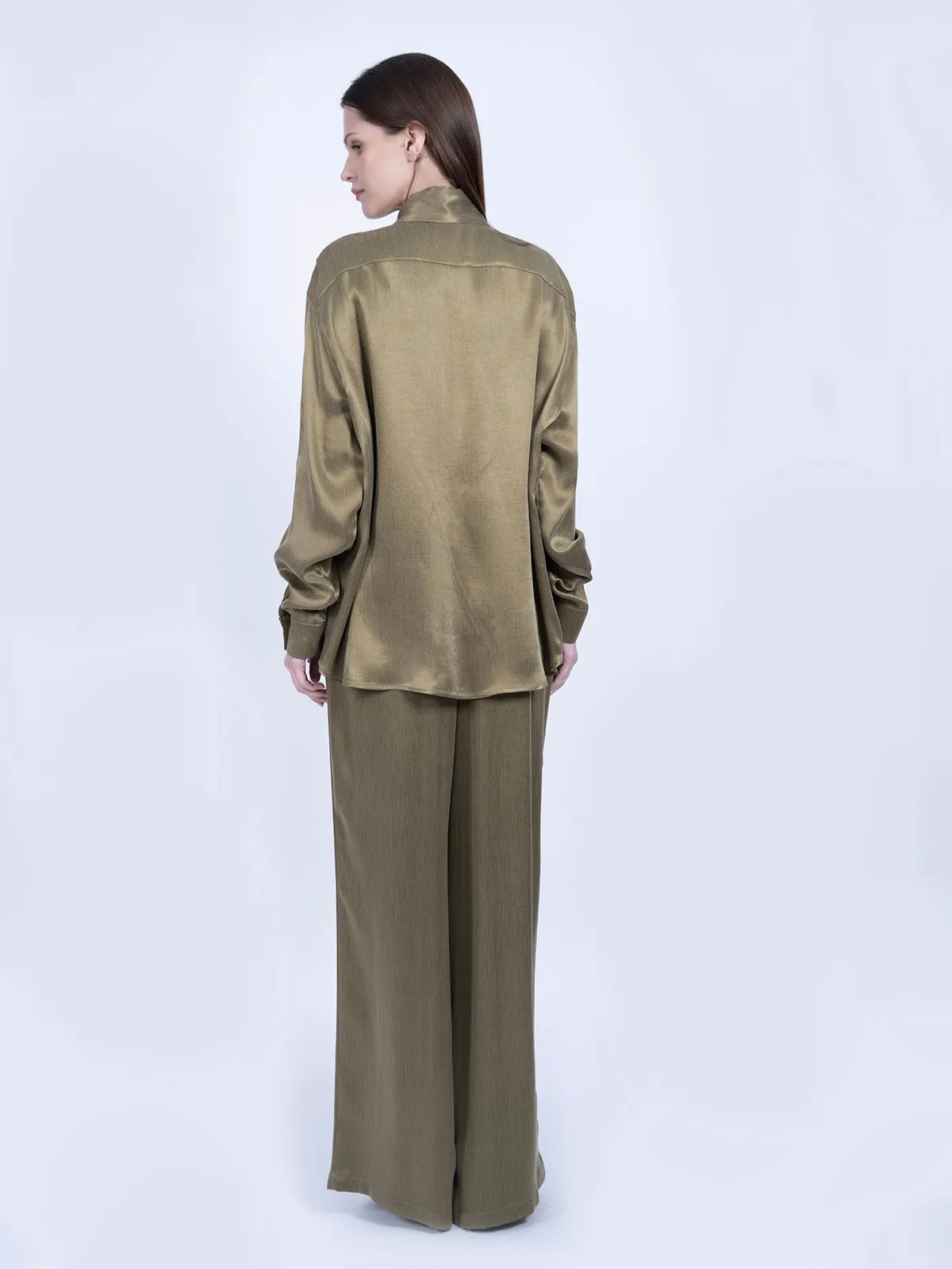 %100 İpek Cupro Kravat Yaka Bluz & Pantolon Takımı - Haki - Görsel 5