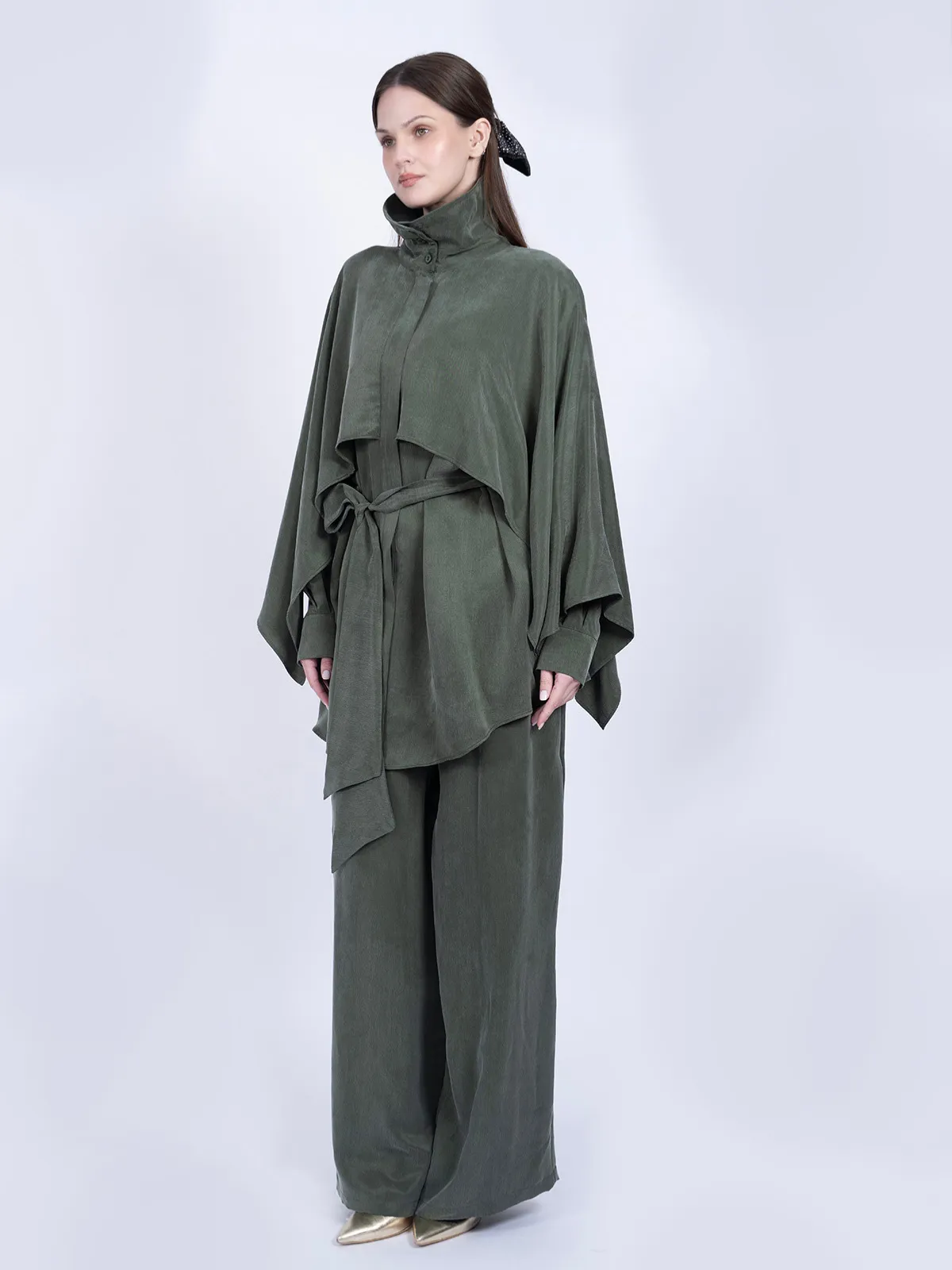 %100 İpek Cupro Pelerin Detaylı Tunik & Pantolon Takımı - Haki - Görsel 2