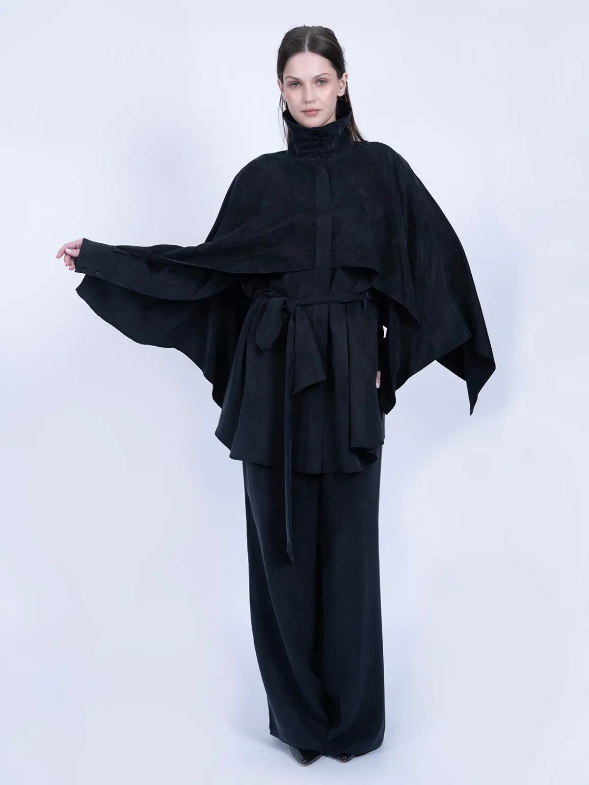 %100 İpek Cupro Desenli Pelerinli Tunik & Pantolon Takımı - Siyah - Görsel 2