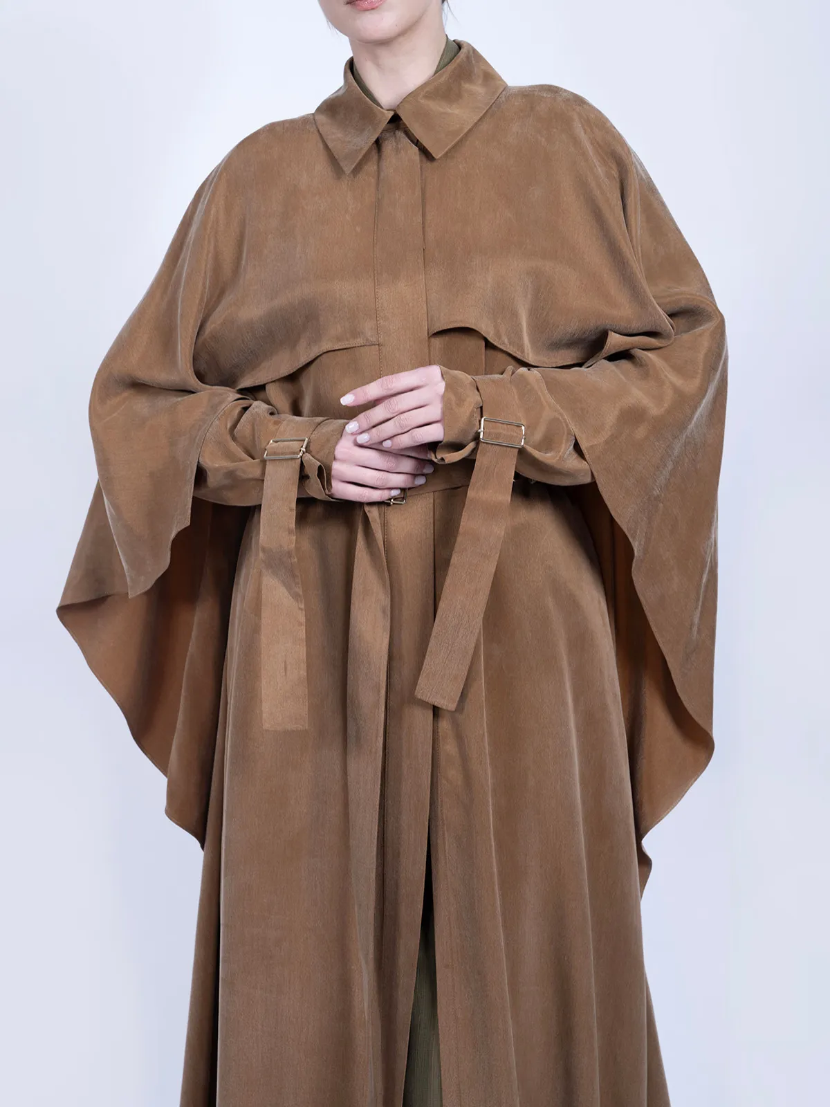 %100 İpek Cupro Pelerinli Trenç - Camel - Görsel 4