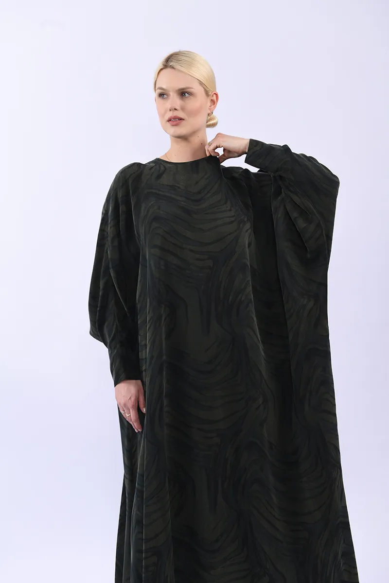 %100 İpeker Cupro Yeşil Desenli Yarasa Kol Elbise - Görsel 7