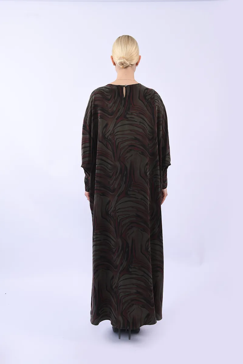 %100 İpeker Cupro Kahverengi - Yeşil Desenli Yarasa Kol Elbise - Görsel 8